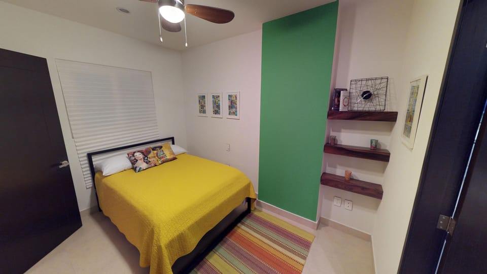 Condo - Image 13