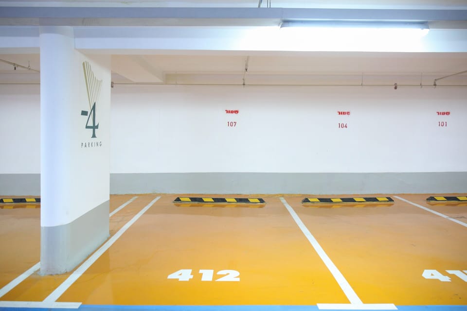 Free self parking