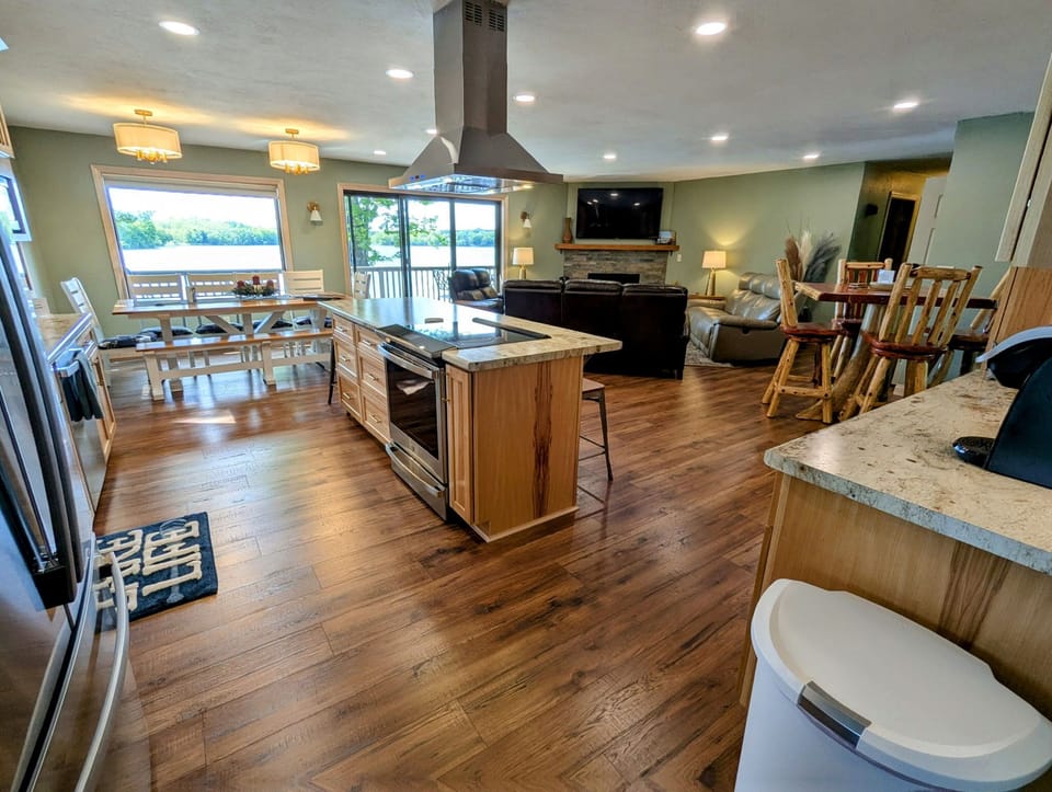 Fully stocked kitchen with new appliances. 