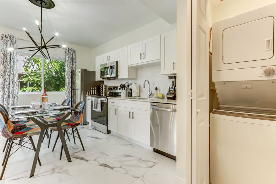 Modern kitchen equipped w/ top-of-the-line appliances