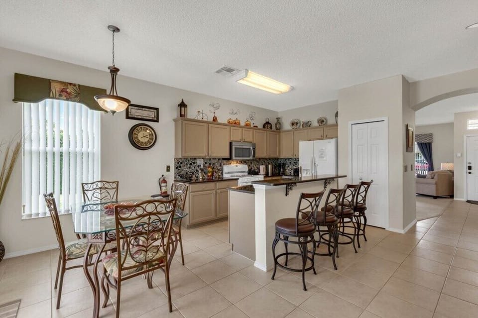 131-mary-jo-ln--davenport--fl-33897----08---.jpg