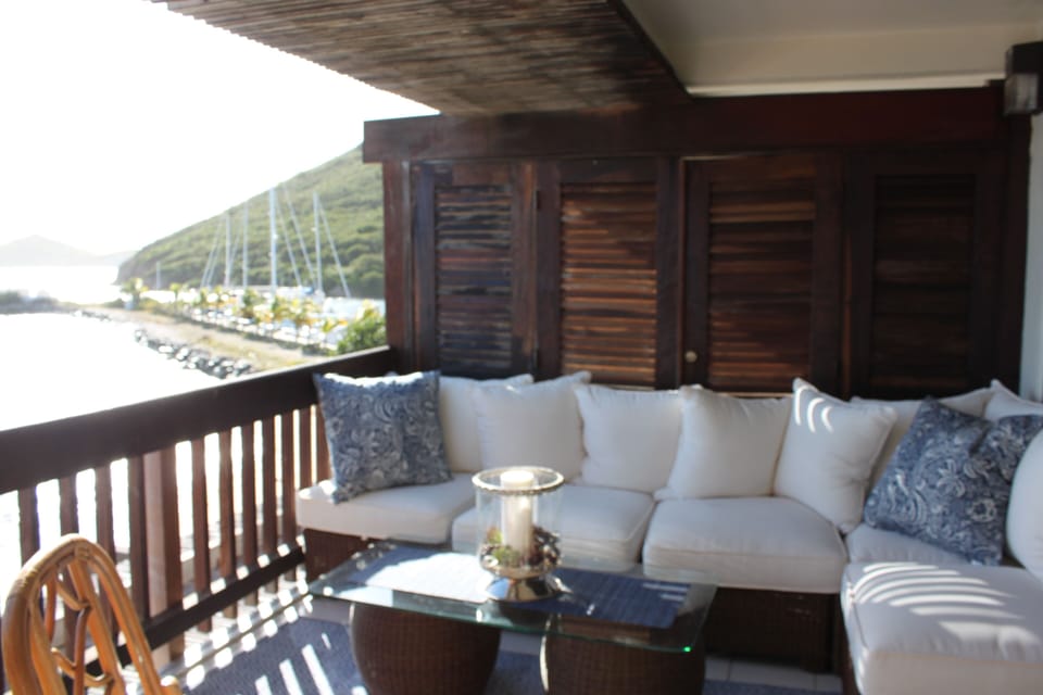 Outdoor White Pottery Barn Sectional