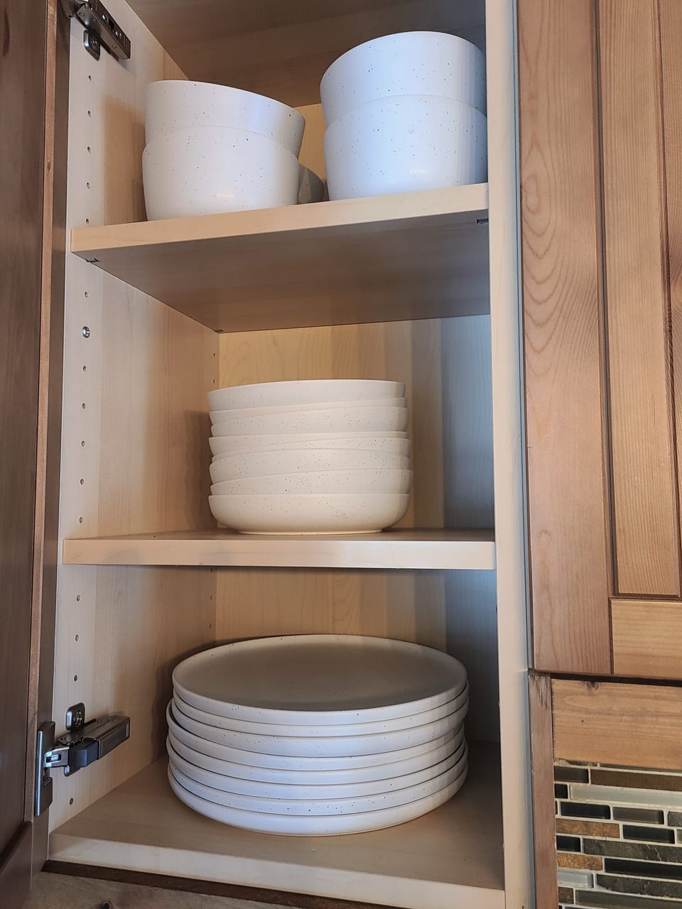 New modern, white dinnerware (March 2021)