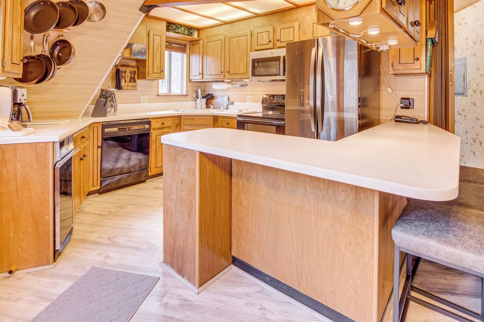 Kitchen | 2nd Floor | Cooking Basics & Spices | Drip Coffee Maker | Dining Table