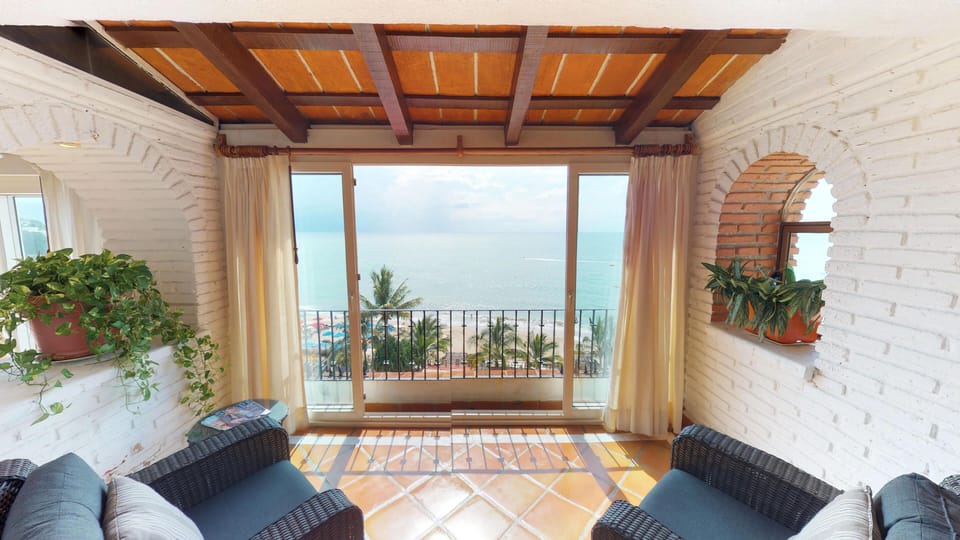 Penthouse - Image 21