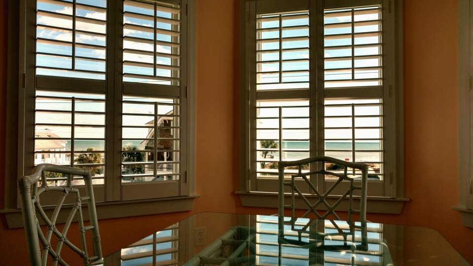 Nice ocean view from dining table