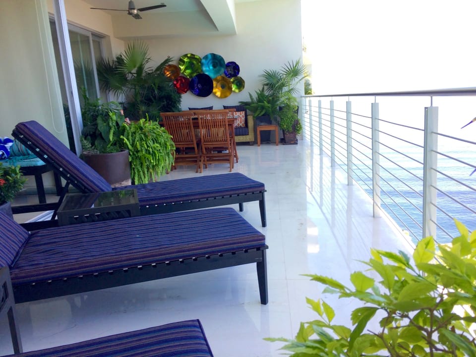 Condo - Image 3