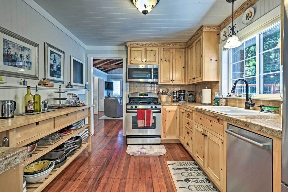 Kitchen | Fully Equipped