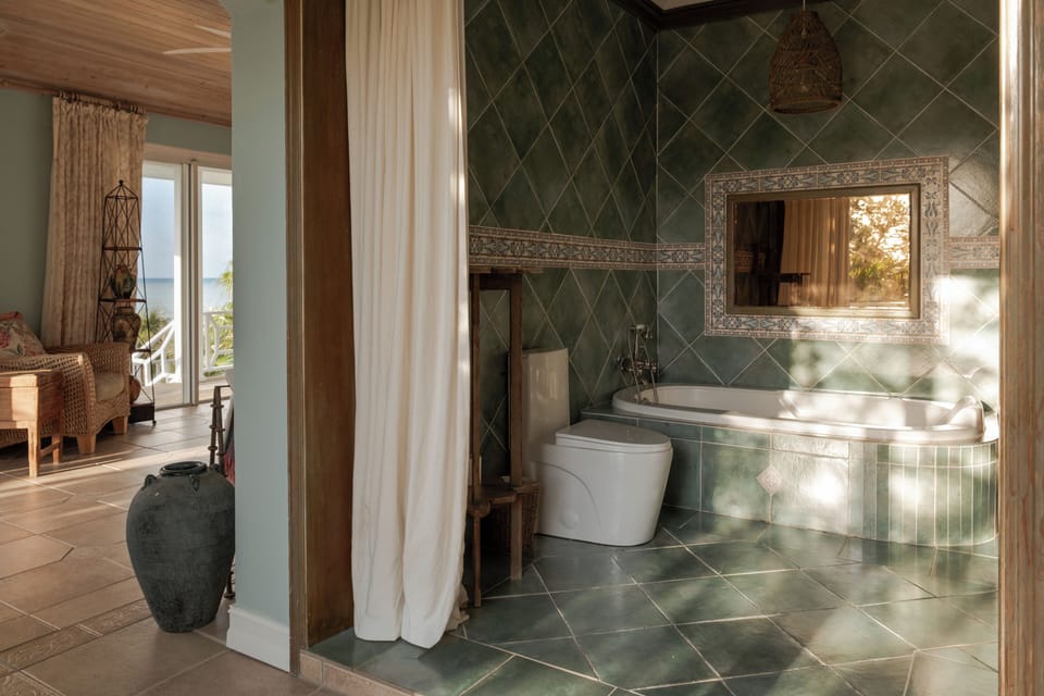 Spacious main house master en-suite bathroom with both shower & tub 