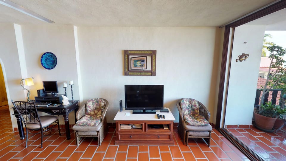 Condo - Image 6