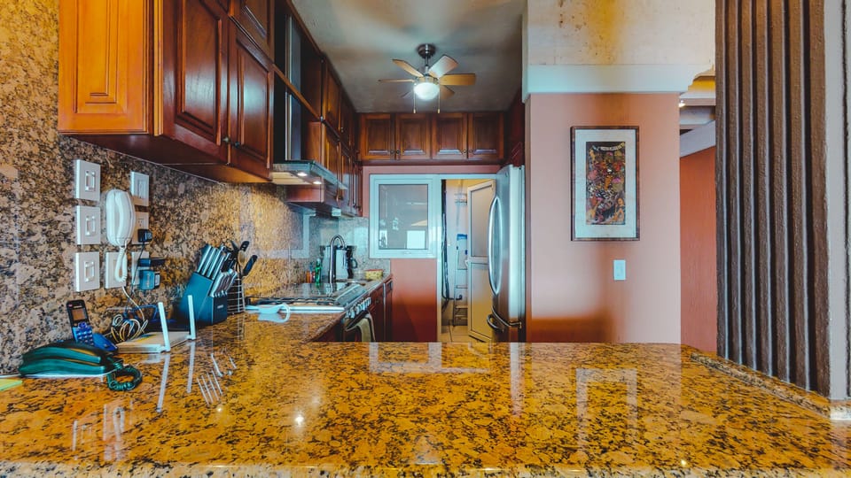 Condo - Image 8