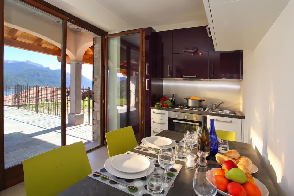 Kitchen and dining area
