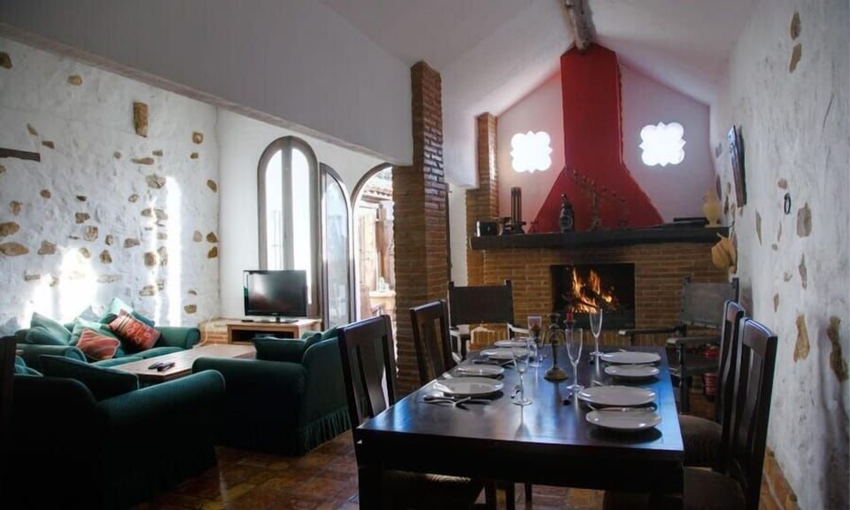 Living room-Dining room-kitchen area.
