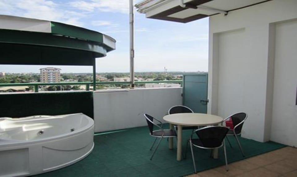 Natalia Hotel Hotel in Angeles