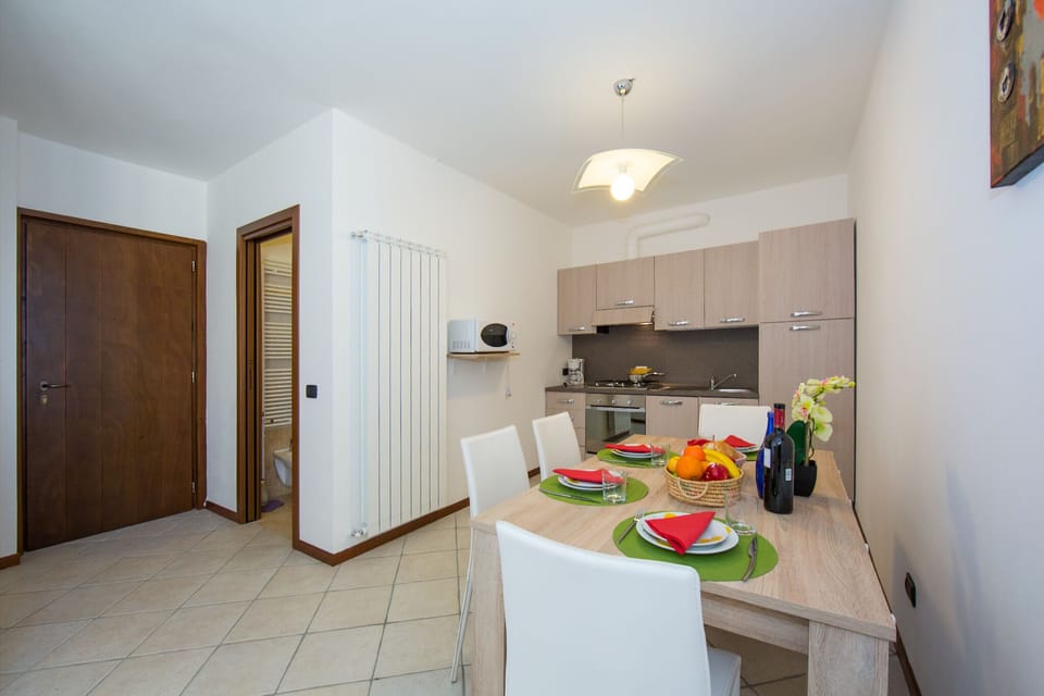 Kitchen and dining area