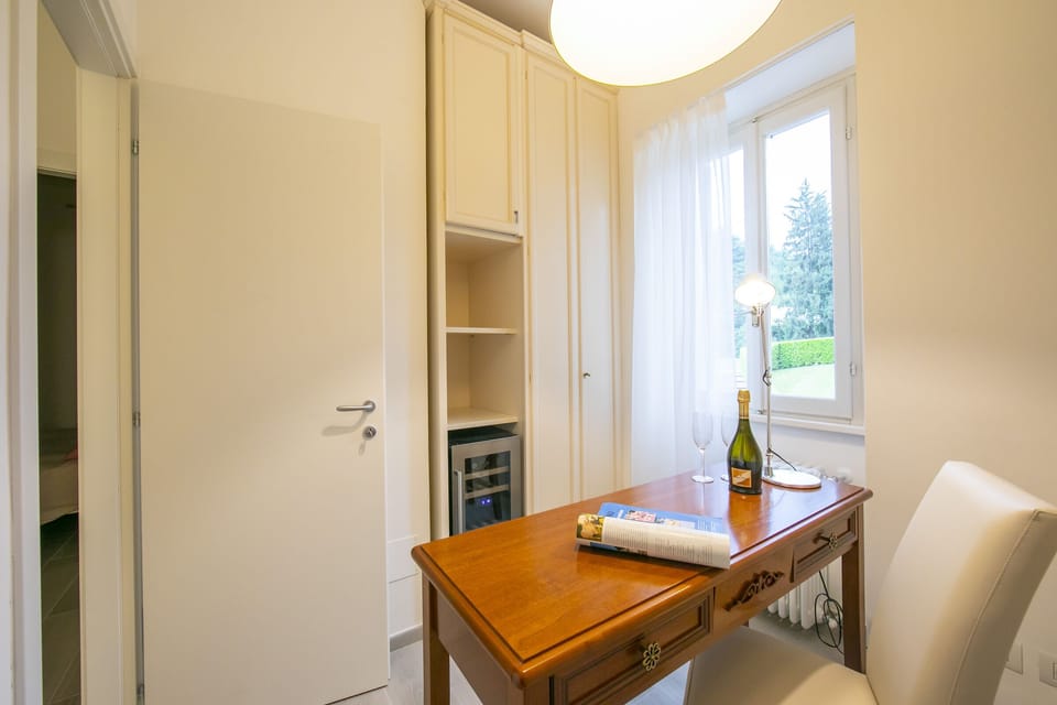 Common area (corridors, hall)