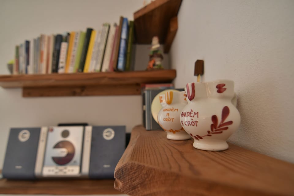 Living Room detail