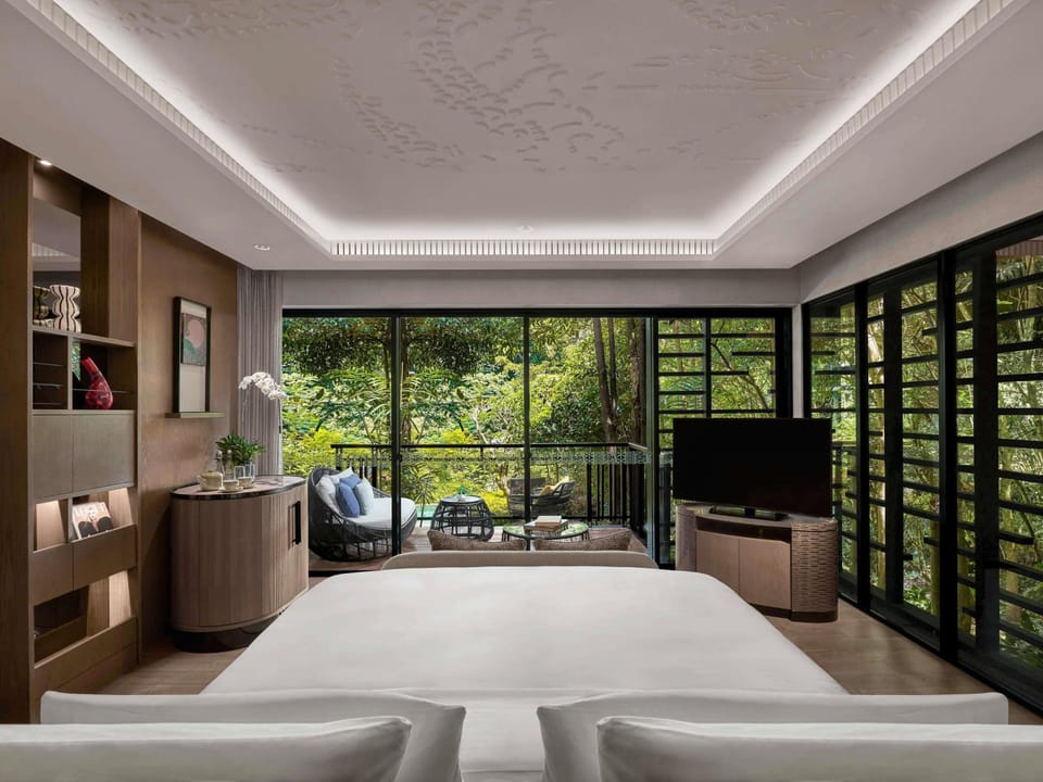 Presidential Villa, 1 King Bed, Private Pool | Premium bedding, in-room safe, desk, laptop workspace