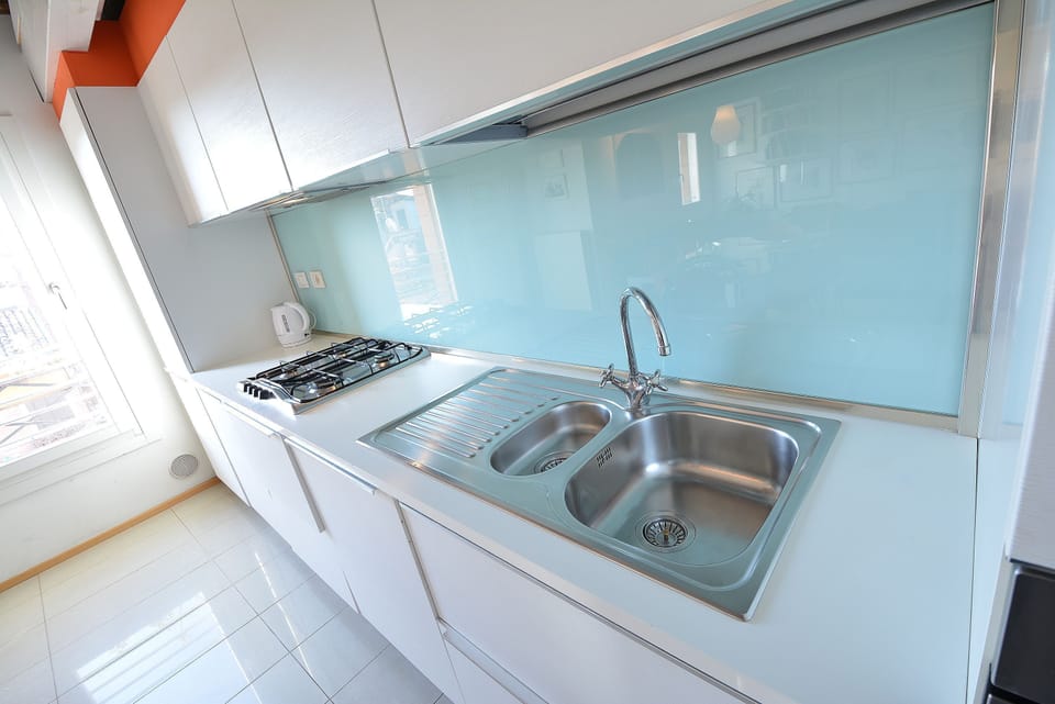 living - kitchenette