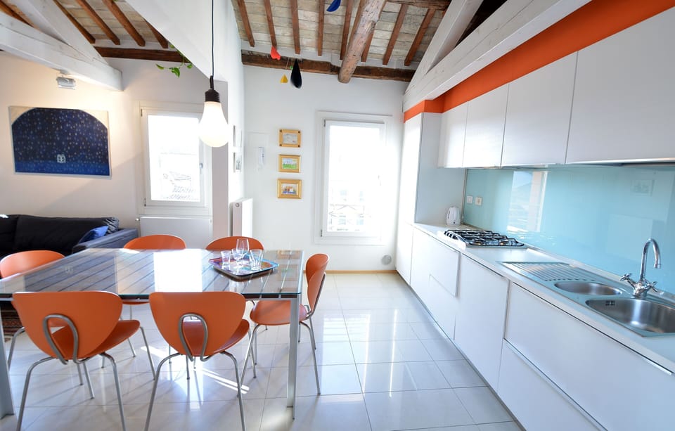 living - kitchenette