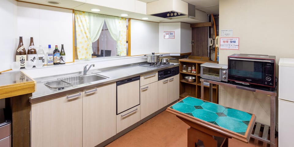 Shared fridge, microwave