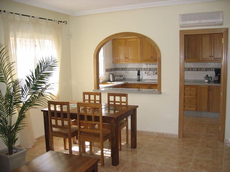 Dining area looking towards kitchen