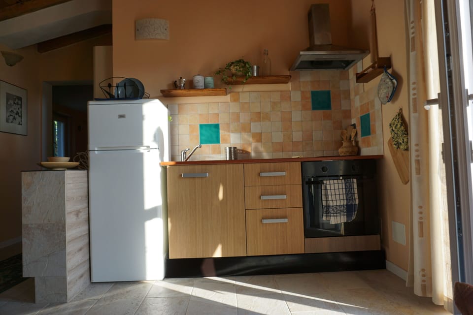Kitchenette 