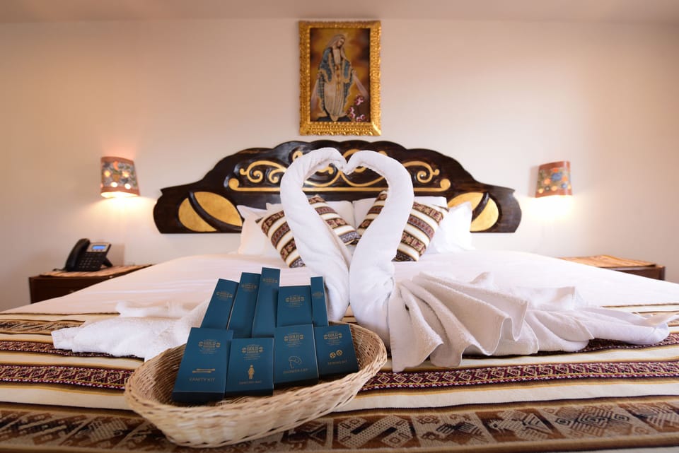Superior Double Room, 1 King Bed, Private Bathroom | In-room safe, desk, blackout drapes, iron/ironing board