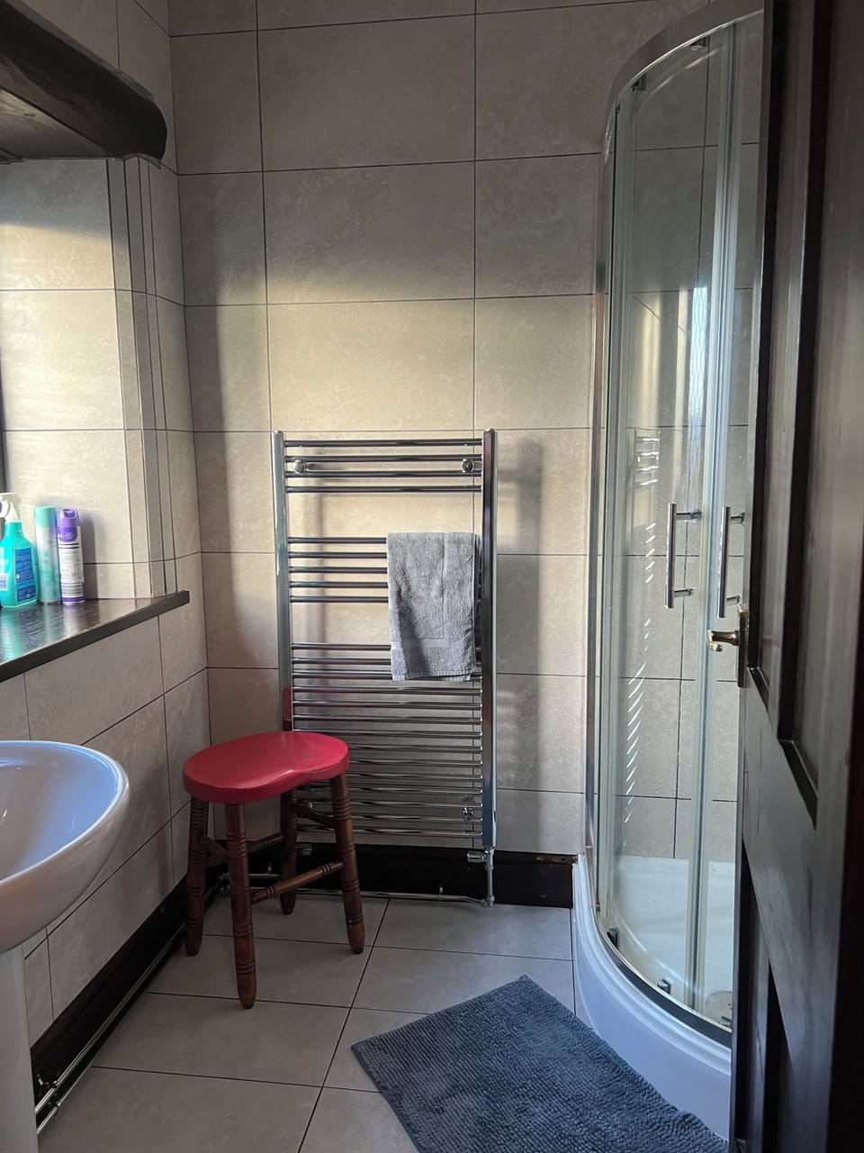 2nd bathroom in the 3rd bedroom.