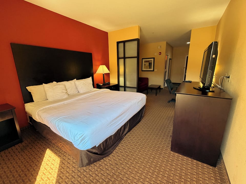 Suite, 1 King Bed with Sofa bed, Mobility Accessible, Non Smoking | Premium bedding, pillowtop beds, in-room safe, desk