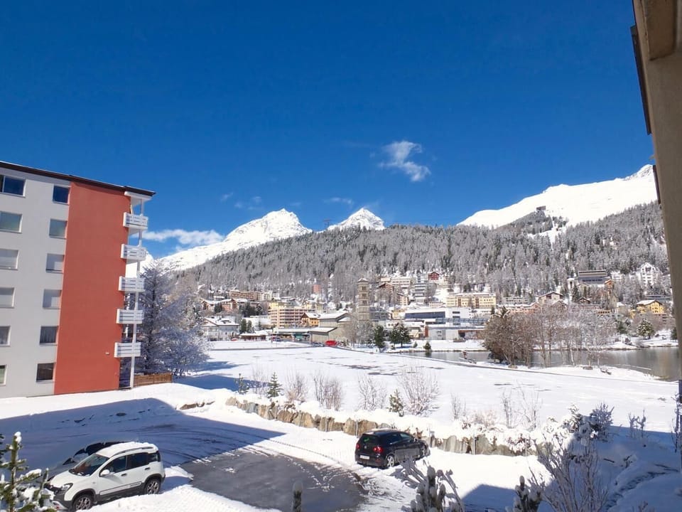2½ room apartment on the first floor, ca. Apartment in Saint Moritz