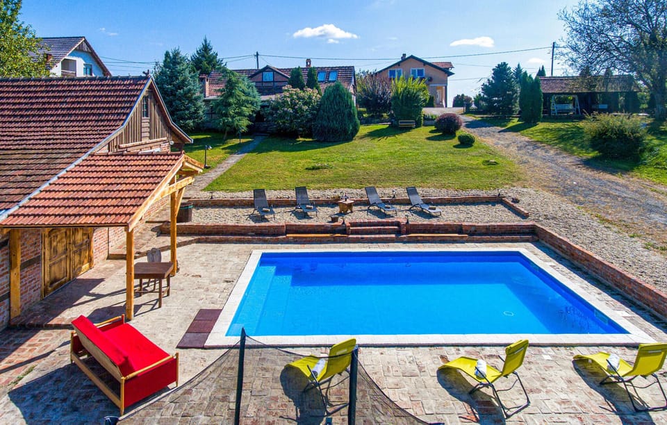 pool