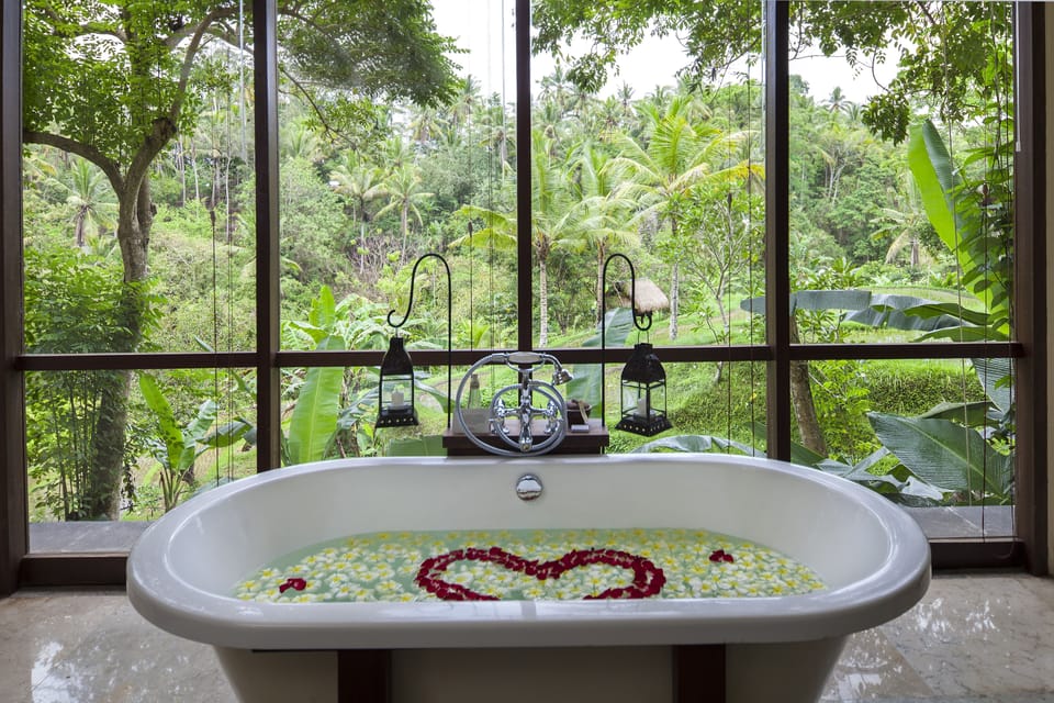 Family Suite, 1 Bedroom | Bathroom | Separate tub and shower, free toiletries, hair dryer, bathrobes