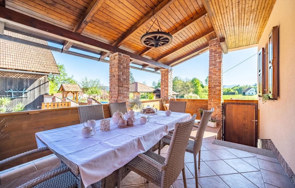 balcony-terrace