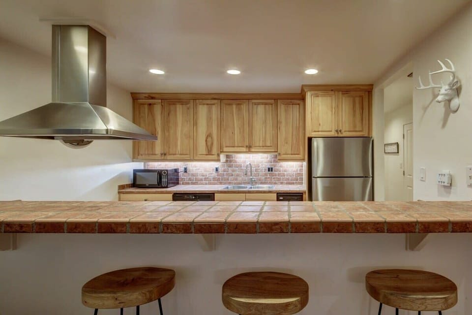 Breakfast Bar