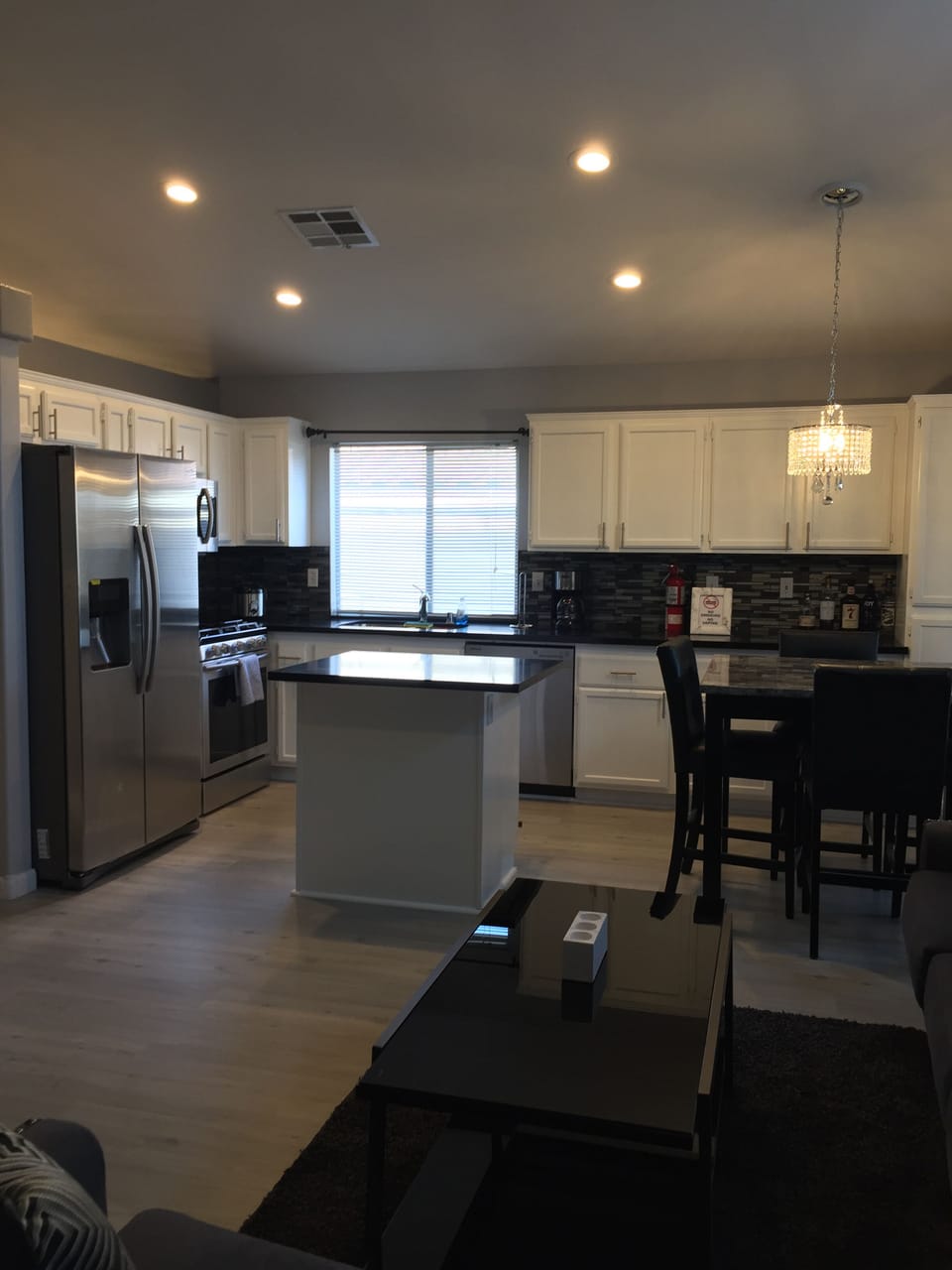 Kitchen and breakfast nook