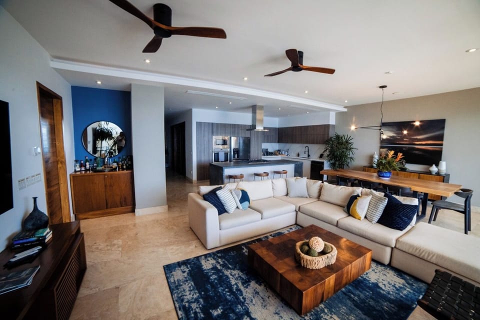 Living Room/Dining Room