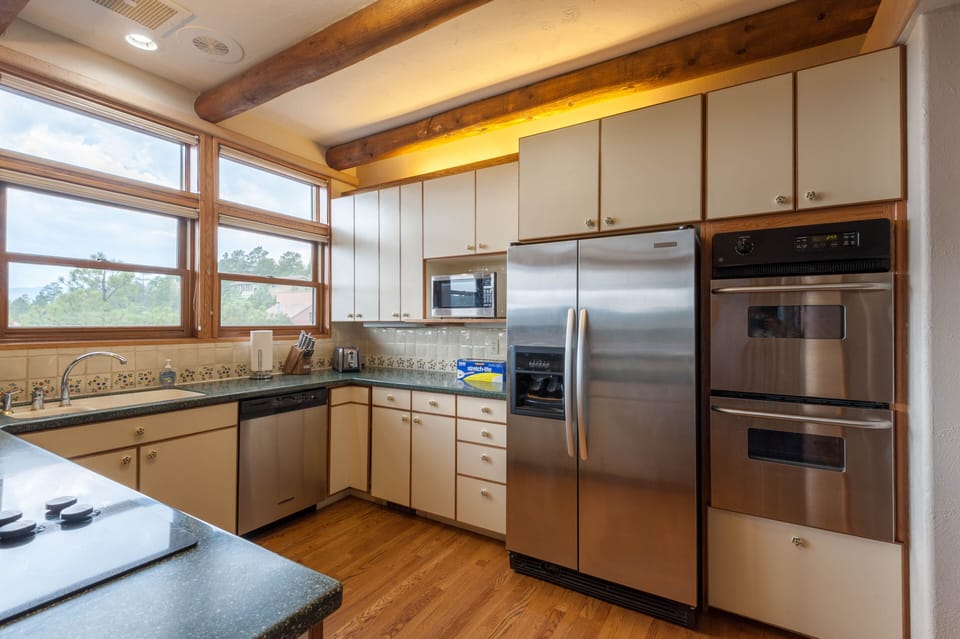 Over-sized fridge and double ovens
