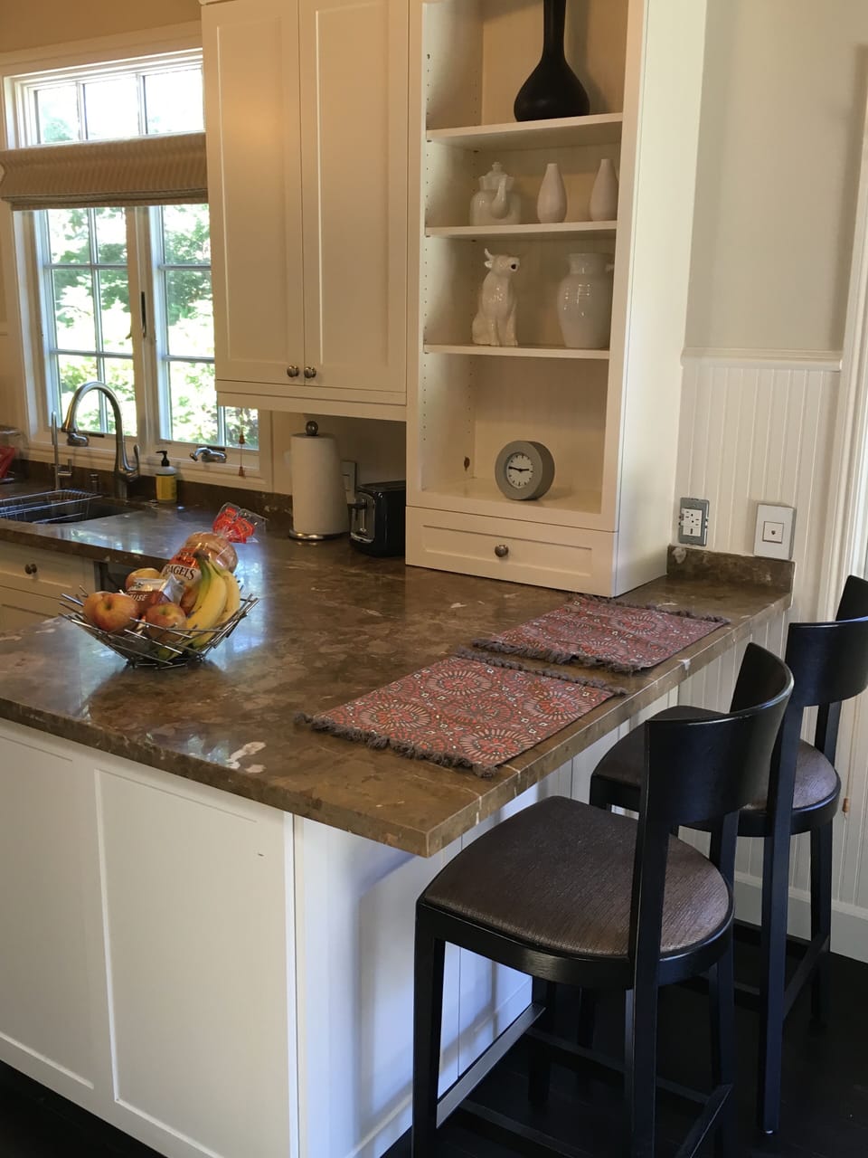 Counter Seating in Kitchen