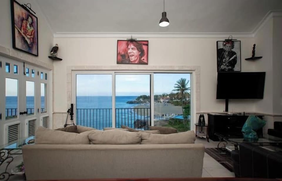 Livingroom/Puntilla (1)