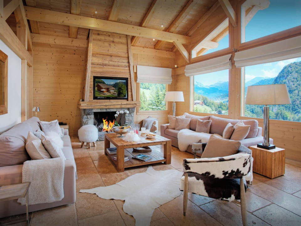 Living room & view