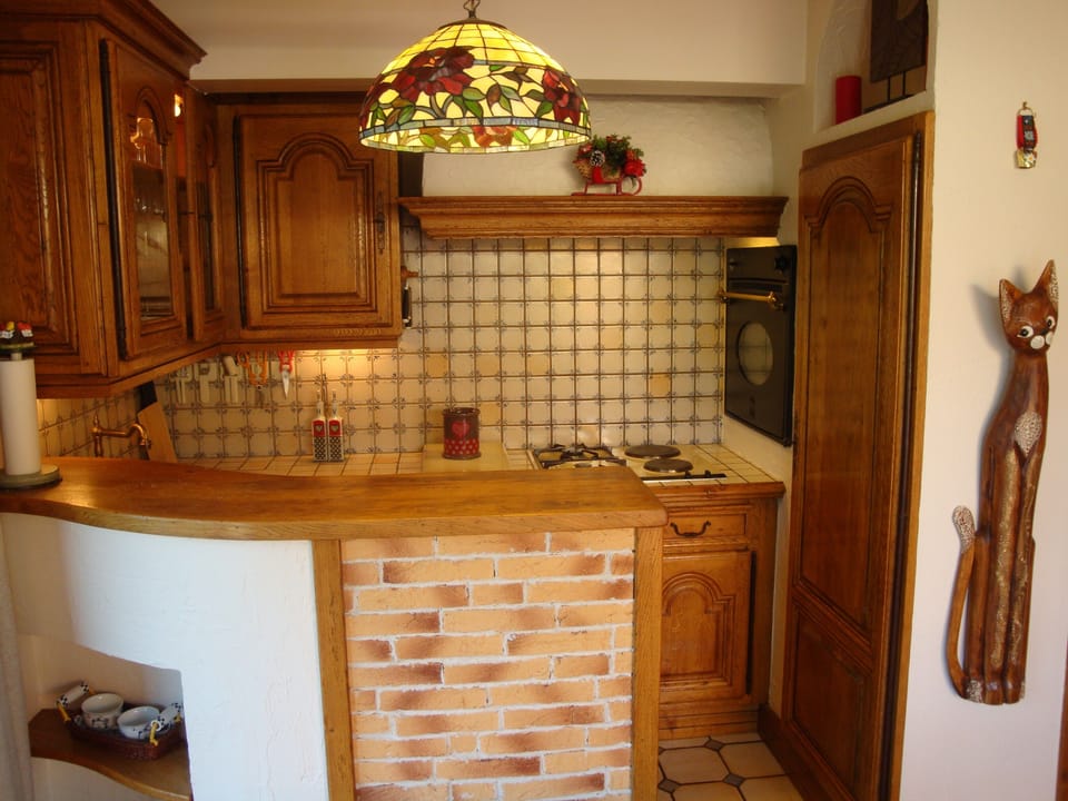 Fitted kitchen