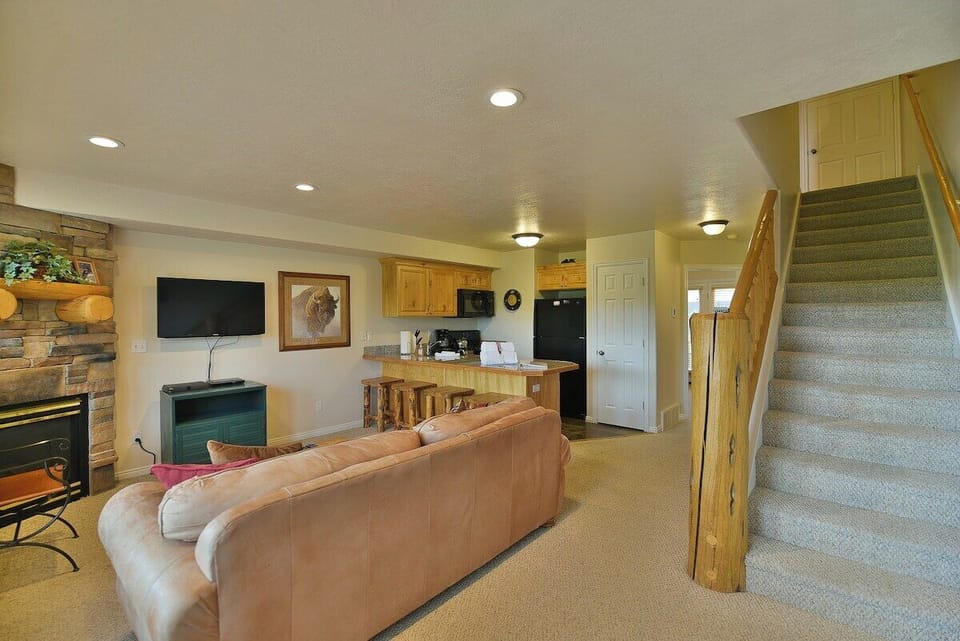 Living Room with upgraded smart tv