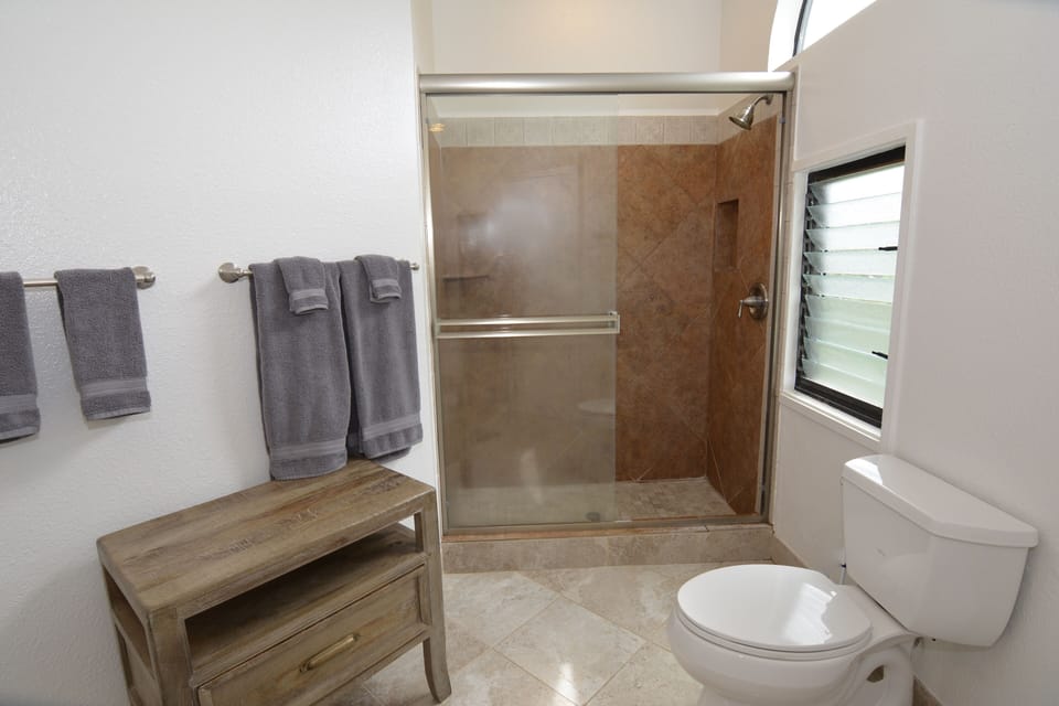Large master bath