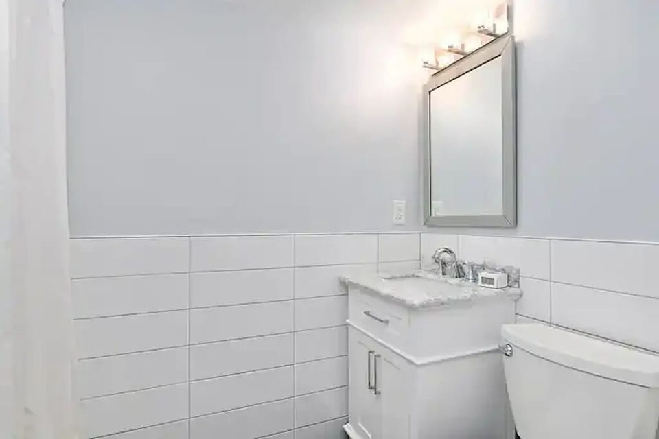 Bathroom (1)