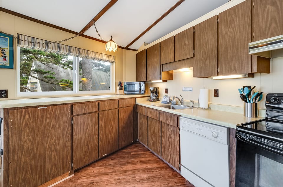 This kitchen is well-equipped and has room for several cooks!