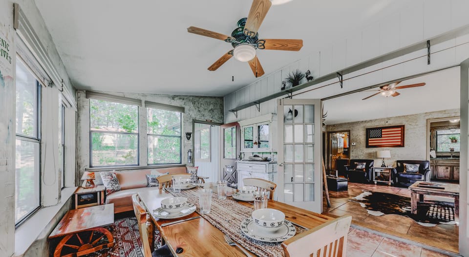 Dining room table