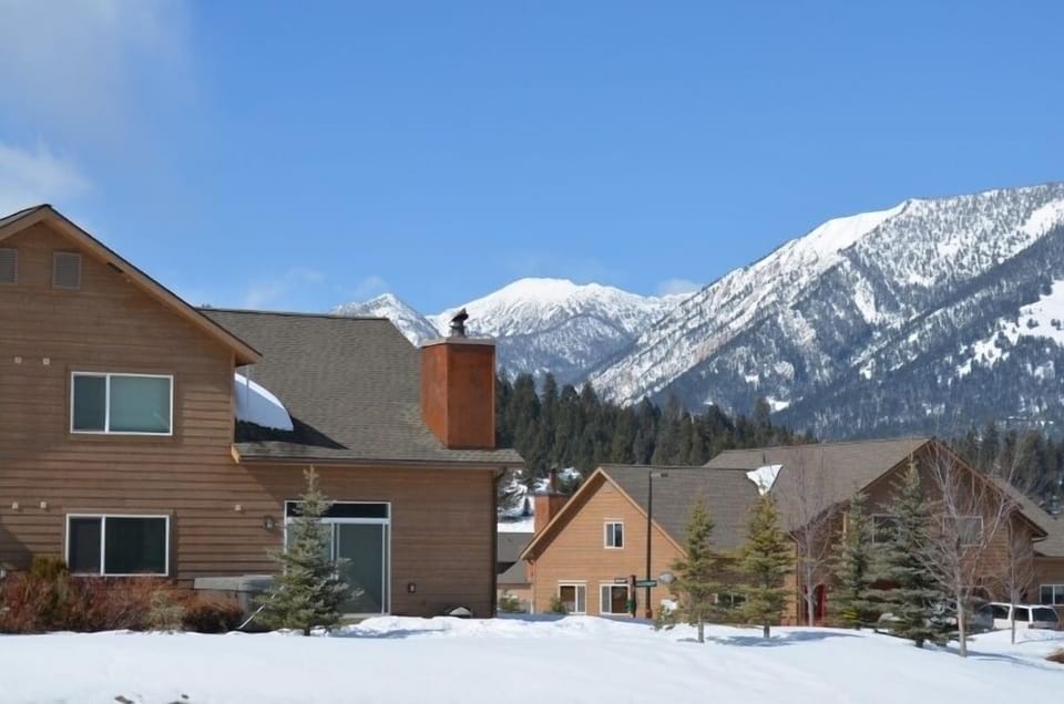 Back of condo facing Ousel Falls Road
