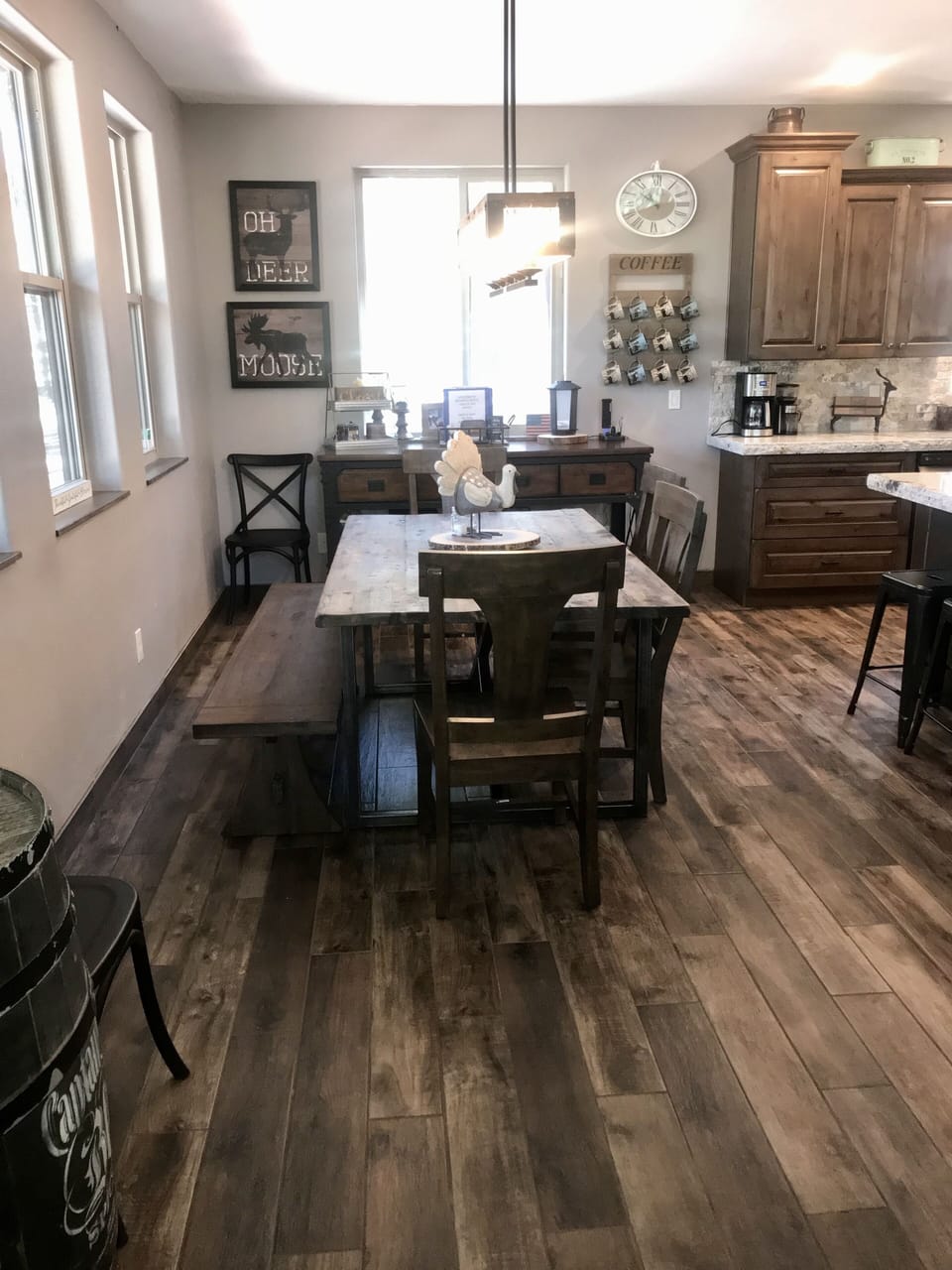 KITCHEN  TABLE 