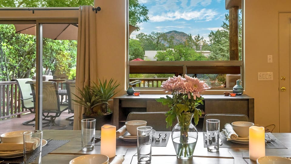 Dine indoors or outdoors under Thunder Mountain's peak. 